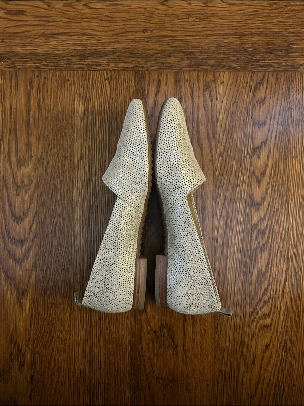 Paul Green Nubuck Almond Toe Slip-on Flats Loafer Metallic Light Gold 9 US EUC - Picture 3 of 10